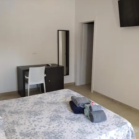 Poseidon Bed & Breakfast 3*